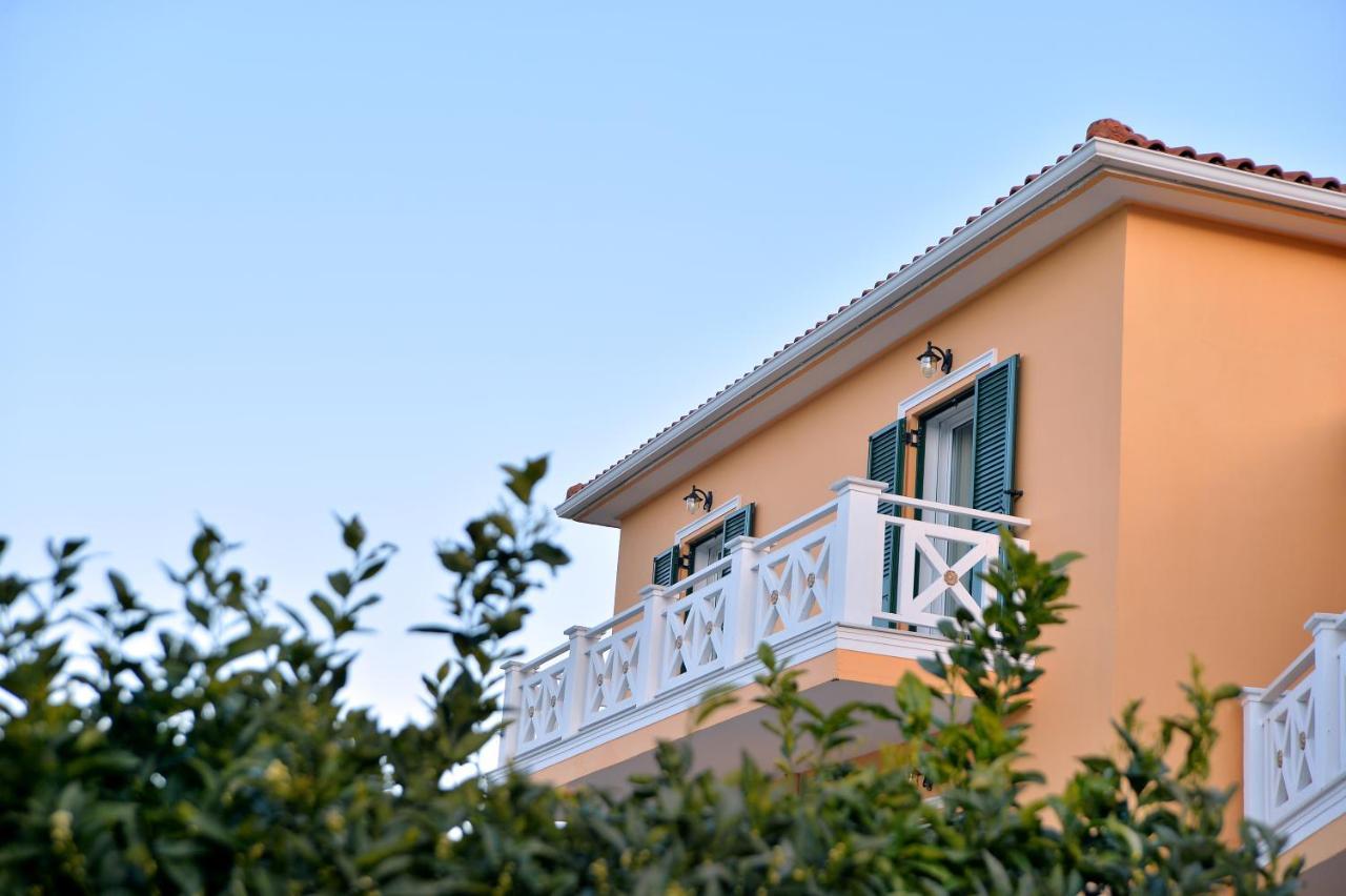 Villa Reverenza Lixouri Eksteriør billede